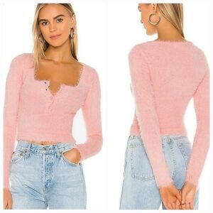 NWOT Superdown Pink Fuzzy Cropped Sweater